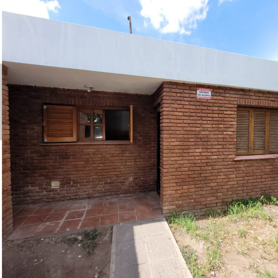 Pergamino Casa con pileta - Carriego al 800