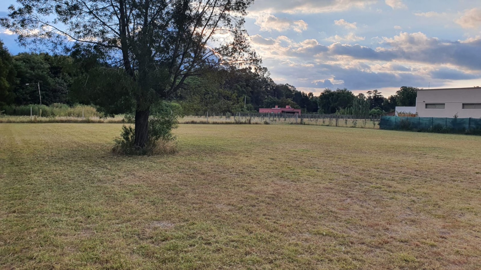 Pergamino Terreno en venta - Luar Kayad 