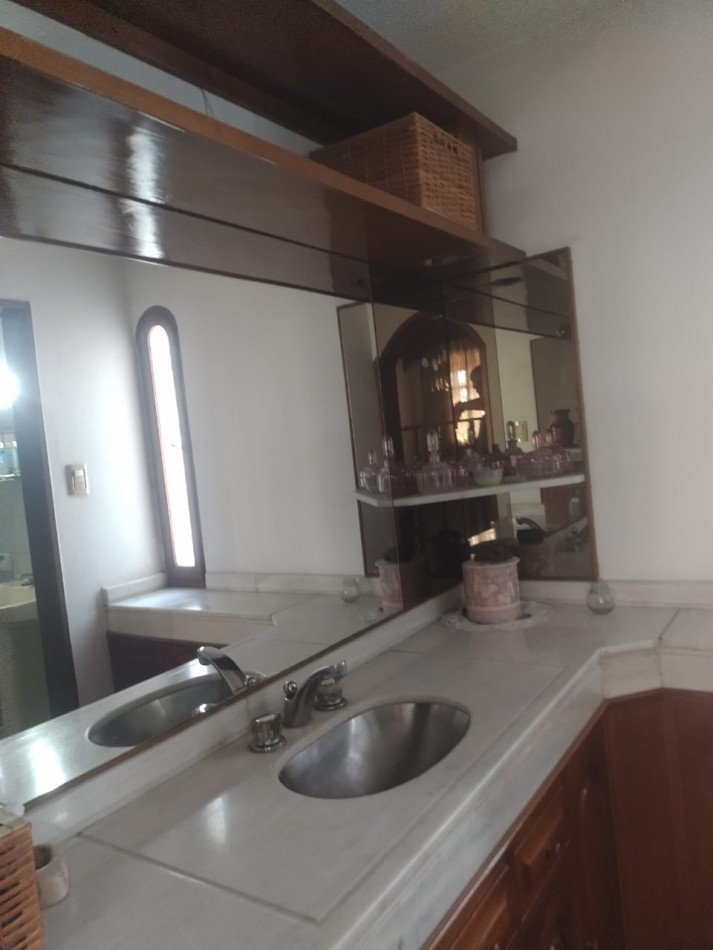 Pergamino Casa de 2 Plantas en venta - Annan al 900 - B° Villa Progreso 