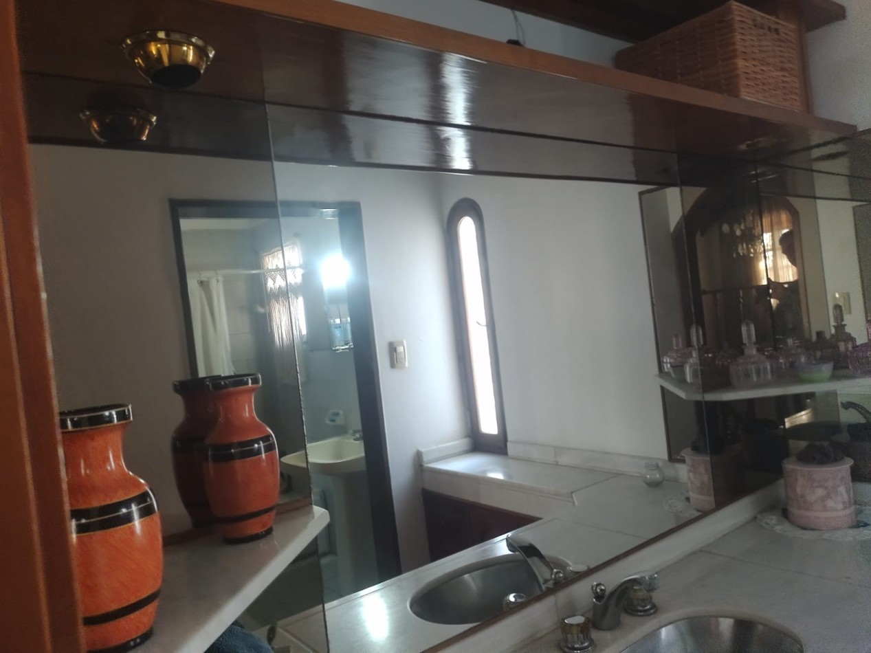 Pergamino Casa de 2 Plantas en venta - Annan al 900 - B° Villa Progreso 