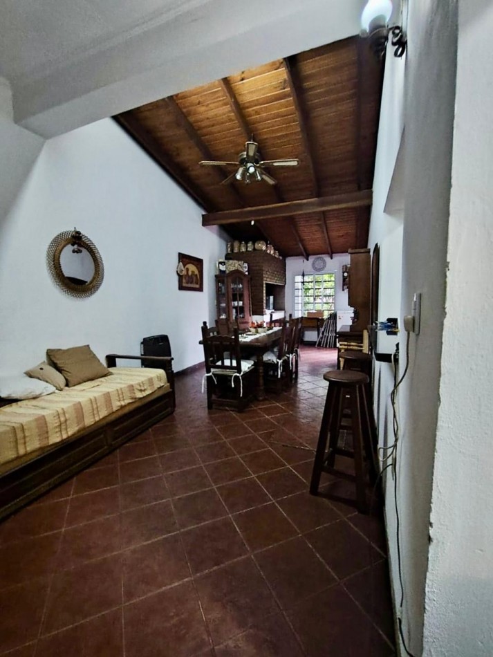 Pergamino Importante Propiedad de 2 Plantas en venta - 3 de Febrero al 100