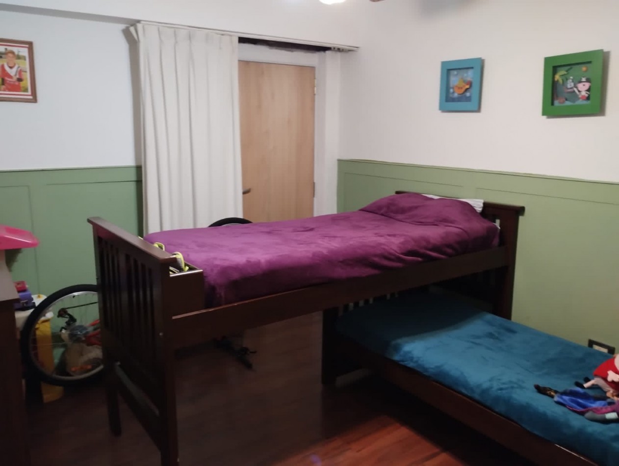 Pergamino Casa c/ pileta en venta - Bolivia al 1000