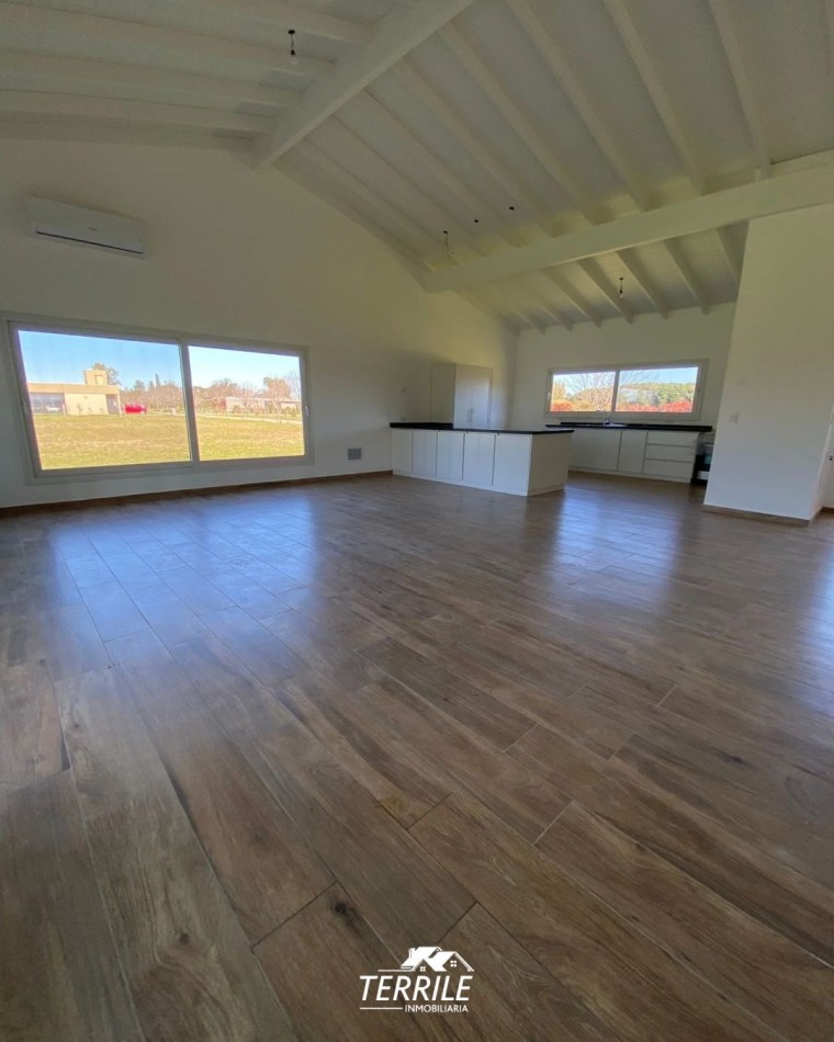 Pergamino Excelente Propiedad de 3 Dorm en venta - Posta del Calden - Ruta 8 - KM 218 