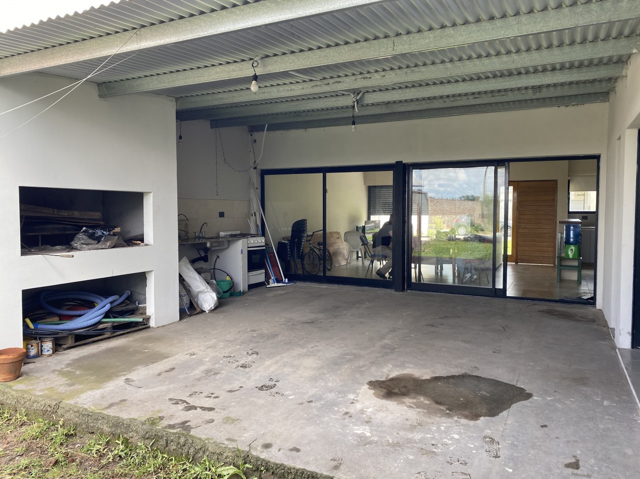 Mariano H. Alfonzo Moderna Propiedad en venta - Calle La Posta y Las Tropillas 