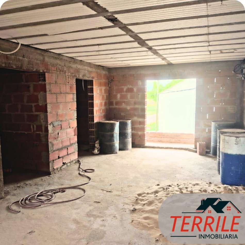 Pergamino Oportunidad Casa de 2 Plantas a Terminar en venta - Fray Luis Beltran al 200 