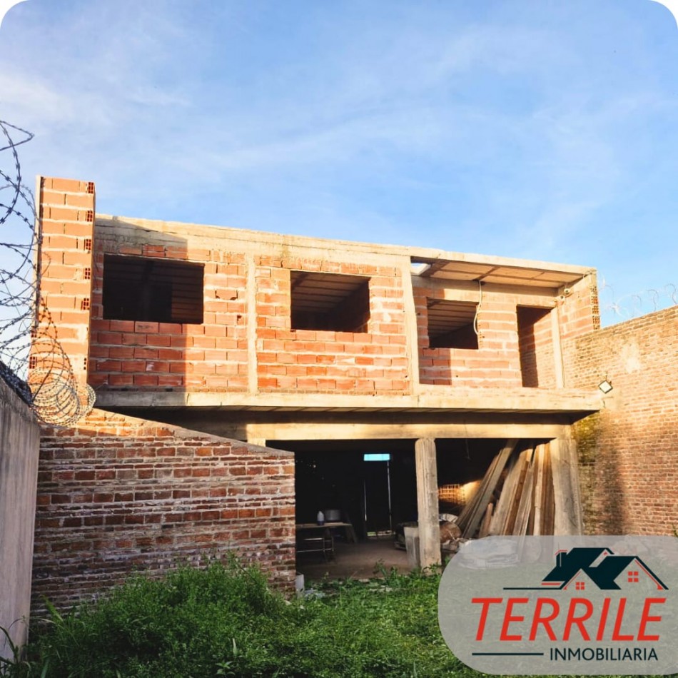 Pergamino Oportunidad Casa de 2 Plantas a Terminar en venta - Fray Luis Beltran al 200 