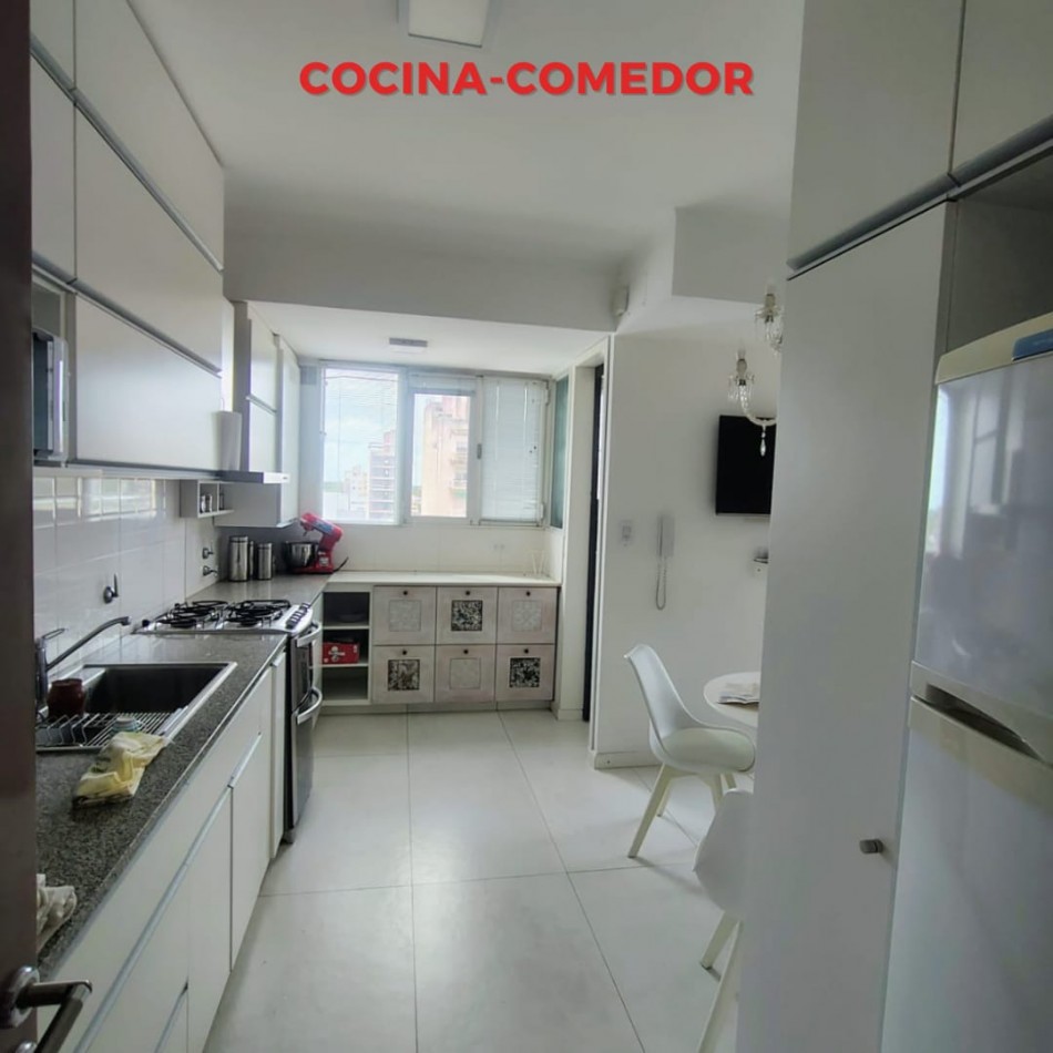 Pergamino Excelente Piso impecable en plena Peatonal - San Nicolas 650 