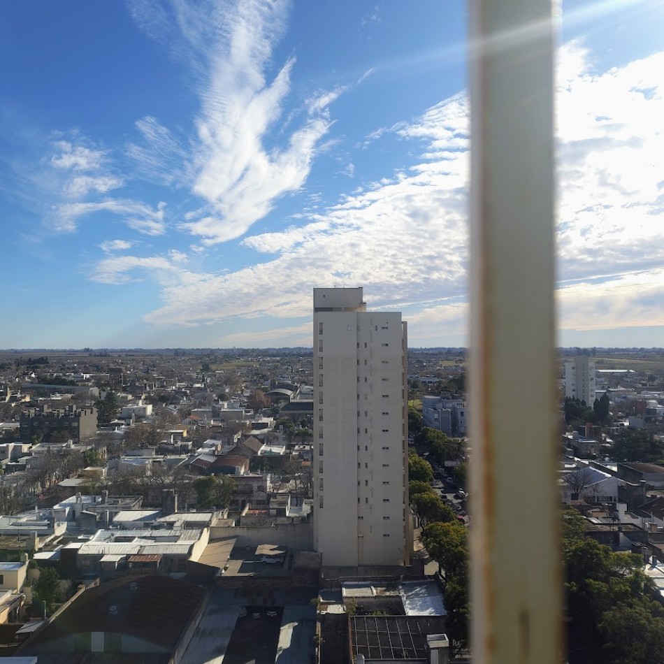 DEPARTAMENTO 2 DORMITORIOS EN EDIICIO LUZ Y FUERZA