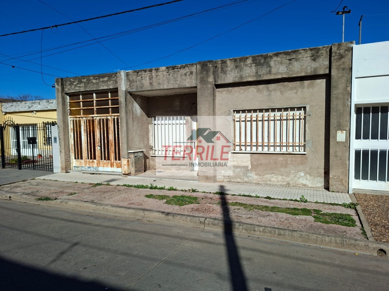 Oportunidad Casa c garaje y patio