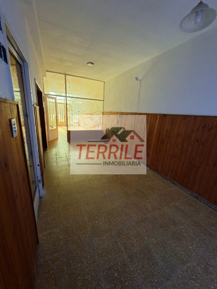 Oportunidad Casa c garaje y patio