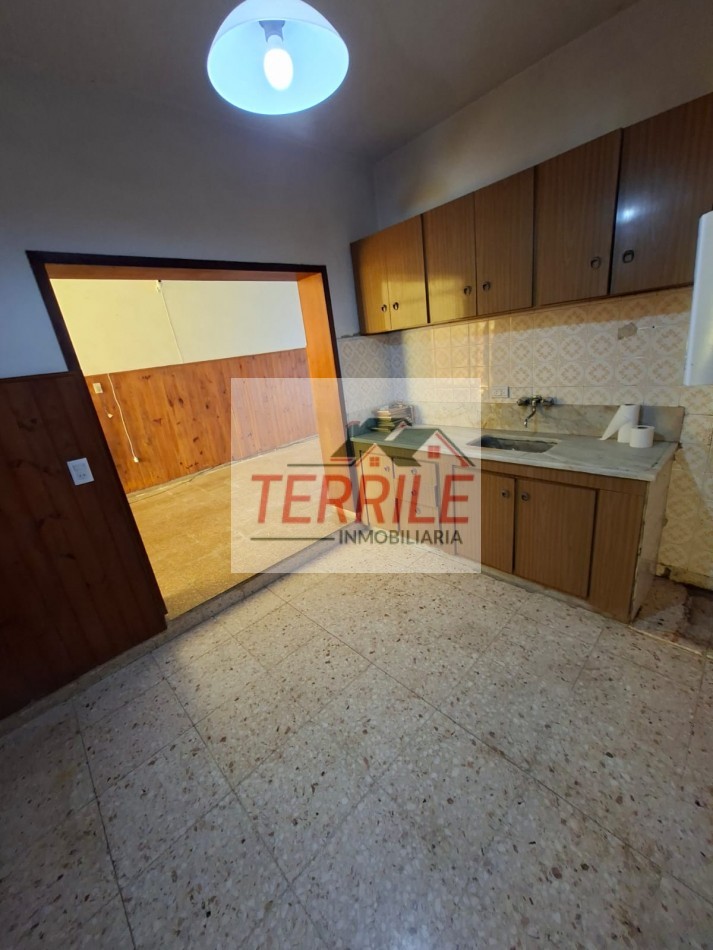 Oportunidad Casa c garaje y patio