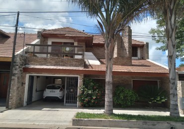 Pergamino Casa de 2 Plantas en venta - Annan al 900 - B° Villa Progreso 
