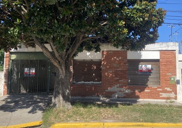 Pergamino Oportunidad Casa con Galpon A Reciclar en venta - Av. Huaraz 1750 - Frente al Parque Municipal 